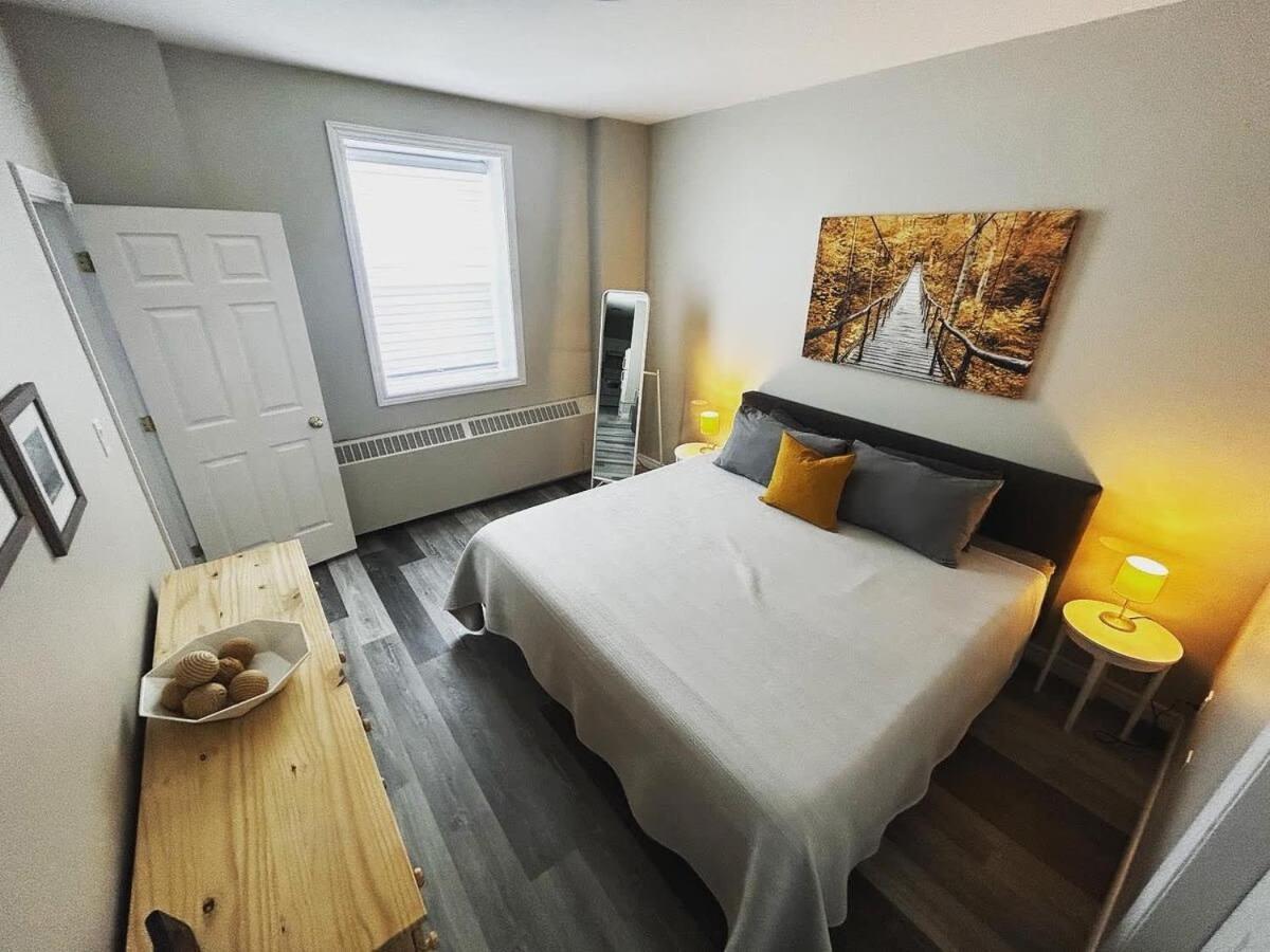 New Large Luxurious 2Br Condo In The Heart Of Uptown Coffee, Wifi Saint John Bagian luar foto
